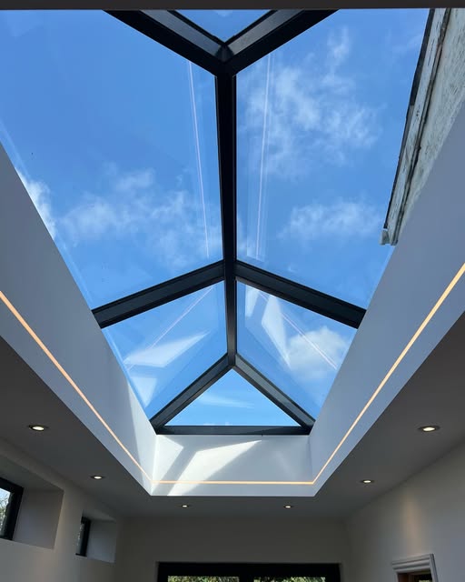 LED feature lighting around a glazed roof lantern